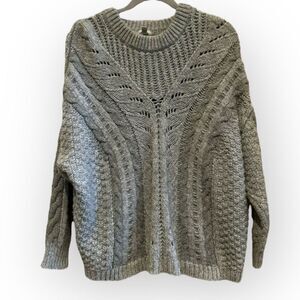 Ecote by Urban Outfitters Gray Chunky Knit Cable Sweater – Size M